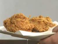 AI 핑계로 치킨값 올리면 강력 대응