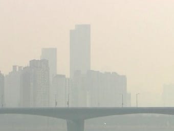 오늘도 황사 영향, 서쪽 미세먼지 '나쁨'