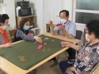 다시 문 연 경로당·문화센터...백신 혜택 본격 시작