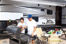 보다 넓고 보다 안락한 카라반 캠핑