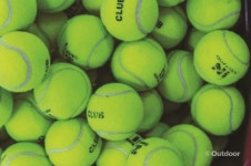 언제든 즐길 수 있는 실내 테니스장