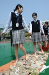 정주고 학생들의 신발 없는 하루