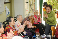 “봉사는 최고의 인성교육, 나부터 솔선수범”