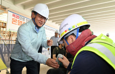 유정복, 용현·학익1블록 사업 현장 방문... 인천 미래사업 총력 점검