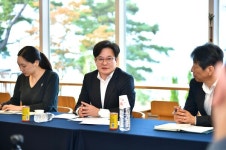 김병수 김포시장, "애기봉에서 세계가 주목한 평화와 관광"… 남아공·인도·체코 등 7개국 외신 인터뷰