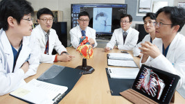 [헬스케어 시장 주목하는 재료기업들] 신흥국 기업 M&A하고 솔루션 판매 시작 신규기업은 다른 업종과 협력해야 살아남아