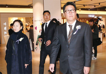 [인상 경영 14] 정지선 현대백화점그룹 회장 | 넓은 눈두덩, 사람 한 번 믿으면 끝까지 믿고 맡겨 검고 두꺼운 피부, 뛰어난 체력·두둑한 배짱 나타내