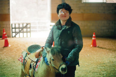 [박지환의 젊은 농부 7] 송대근 별내작은말학교 대표 | “아이들에게 미니 말 승마 체험시켜 보세요”