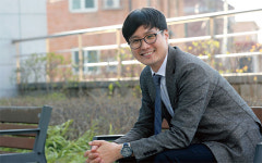 [김지수의 인터스텔라 50] ‘우리 몸이 세계라면’ 쓴 사회역학자 김승섭 교수 | “바이러스 건강 불평등 심화…약자, 위험에 자주 노출”