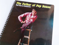 [김진영의 사진집 이야기  티안 돈 나 참파삭의 ‘팝 댄스의 아버지(The Father of Pop Dance)’] 하얀 자국에 1960년대부터 현재로 이어진... 