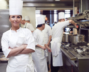 [윤은기의 컬래버노믹스 <39>] 셰프와 쿡이 협업해야 승리하는 요리 전쟁