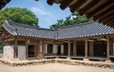 [최갑수의 여행이라는 꽃다발  경기 남양주] 돌담길 따라 느긋하게 봄 걸음