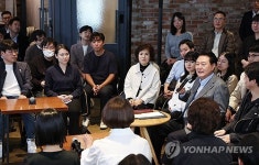 尹 금융위·금감원, 정책자금 금리 관리 철저히 하라(종합)