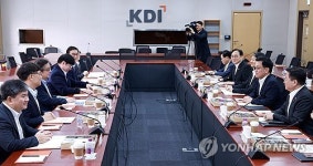 [추경 전문가 진단] 국책硏 확장재정 필요…장기 전략도 고민해야