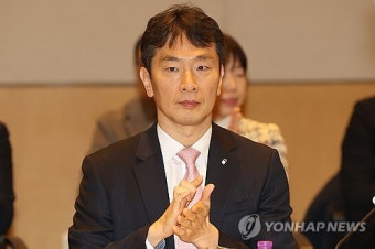 금감원장 이복현, 상법 개정안 거부권 행사로 사의 표명…권성동 사직서 제출해야 강력 비판