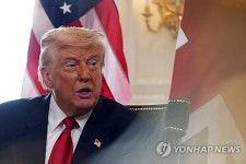 트럼프, 러에 우크라戰 휴전 압박…