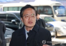 與박주민, '막말 논란' 이병태 임명에 