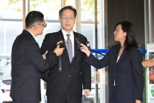 이형일, '비거주 1주택' 지적에 