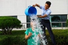 강릉아산병원, 아이스버킷 챌린지 동참