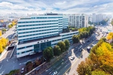 파업 한 달만에 협상 테이블 앉은 을지병원 노사