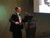 연구는 환자들에 희망…진료에 지쳐 연구할 시간 없는 교수들