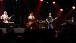 무대 오른 의사들 왜 노래하냐고요?