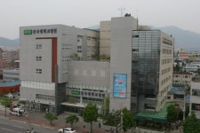 의전원 충주환원 촉구하는 건국대충주병원 노동자들