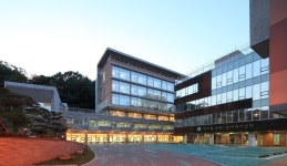 코로나환자 20명 수준에 그칠 수 있었다…미소들병원 의사의 한탄