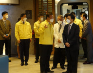 하나로 의료재단 방문한 김부겸 국무총리