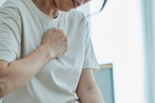 코로나19 회복 환자들 어떤 후유증 앓나 봤더니…증상들 다양