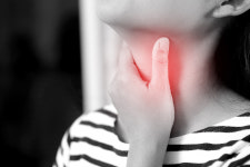 빛나는 바늘로 시술 정확성 높인 광유도 성대주입술 효과 입증