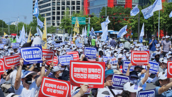 투쟁·협상 전권 의대생·전공의에게로…의협 