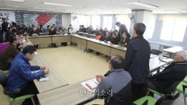 [포토] 긴급히 소집된 한반도 평화수호를 위한 대표자 원로 회의