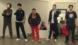 청소년들보다 어른들이 더 열심히 보아야 하는 연극 ‘까칠한 재석이가 사라졌다’