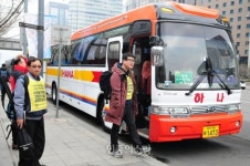 [포토] 출발하는 3.15 유성 희망버스