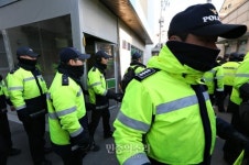 “미 대사관 경호 요청 없었다”…경찰도 따로 배치 안해