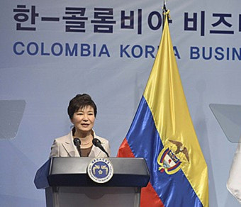 朴대통령, 李총리 사의에 “매우 안타깝다”...사실상 수용