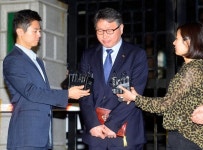 SK 최태원, 그가 노소영으로부터 받은(?) 것들