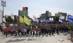 광주·전남 노동자대회 “멈춰라! 노동개악, 열어라! 재벌곳간”