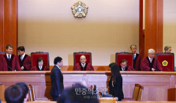 헌재의 통합진보당 해산결정 재심, 최소한의 염치마저 내던졌다