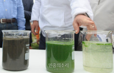[현장]‘용존산소량 1ppm’ 죽어가는 낙동강.. 문재인 “상시 개방해야”