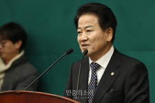 현안발언하는 정동영[포토]