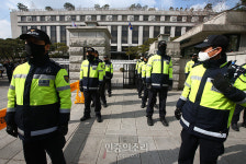 긴장감 흐르는 헌법재판소[포토]
