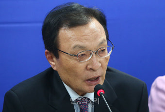 모두발언 하는 이해찬 상임공동선대위원장[포토]