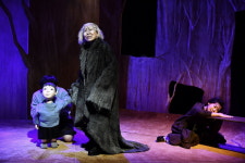 [리뷰]아름다워서 슬프고 행복해서 아픈 안데르센의 동화가 연극으로, 연극 ‘엄마 이야기’