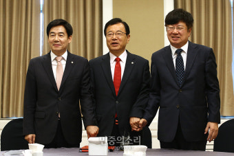회동하는 야3당 정책위의장[포토]