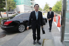 출근하는 국방부 장관 후보자[포토]