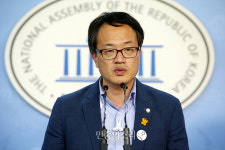 박주민, ‘집회 위축’ 도로교통법 개정 발의[포토]