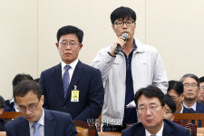 ‘사내하청 비정규직 문제’ 증언하는 서광수 지회장[포토]