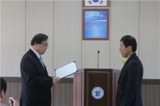 옥천교육지원청, 정태영씨 5월 자랑스런 공무원 선정